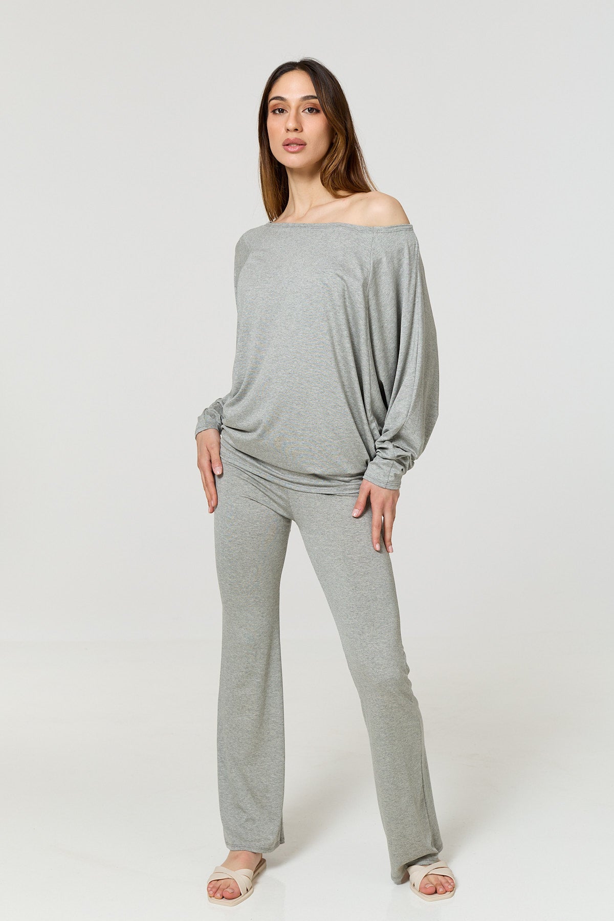 Batwing off the shoulder co-ord in Grey