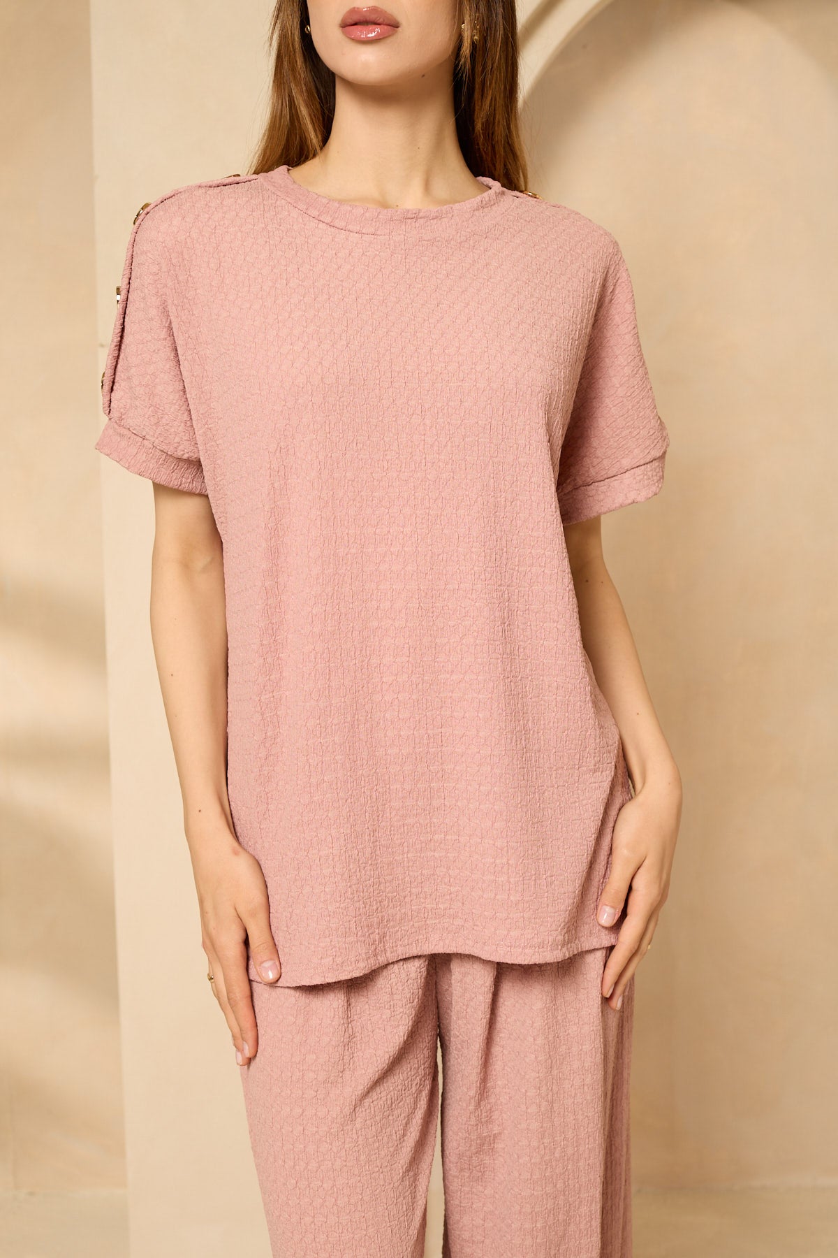 Cheesecloth trouser set with gold button shoulders in Pink