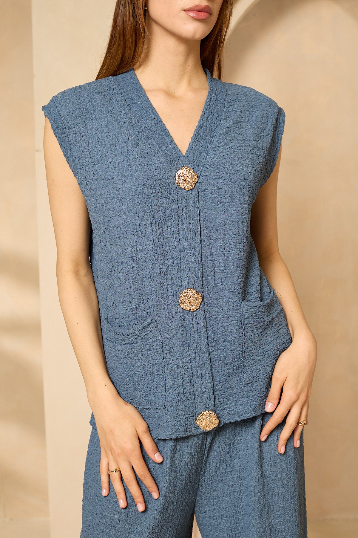 Cheesecloth trouser set with gold buttons in Denim