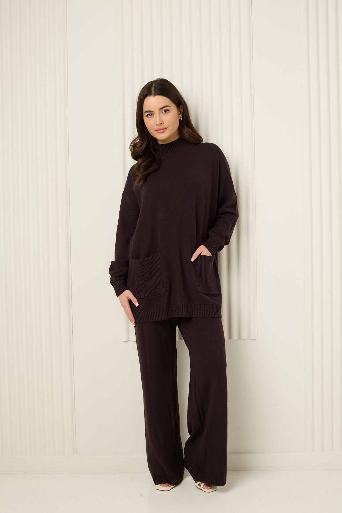 Soft knit front pocket co-ord in Choco