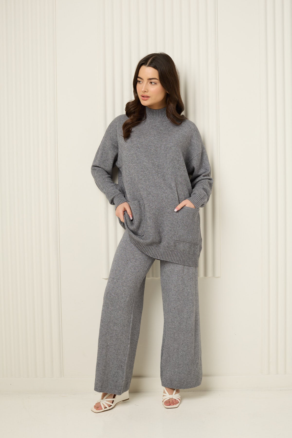 Soft knit front pocket co-ord in Grey