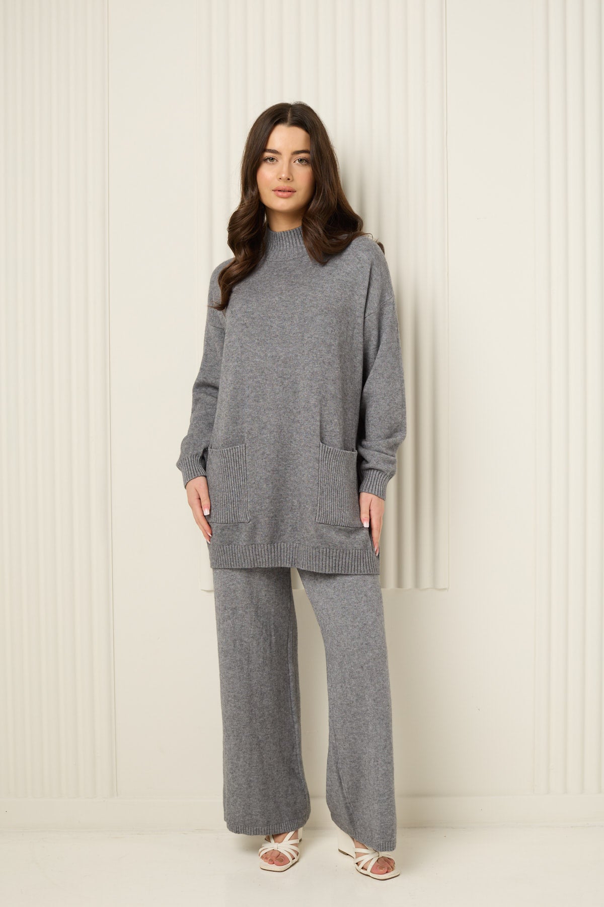 Soft knit front pocket co-ord in Grey