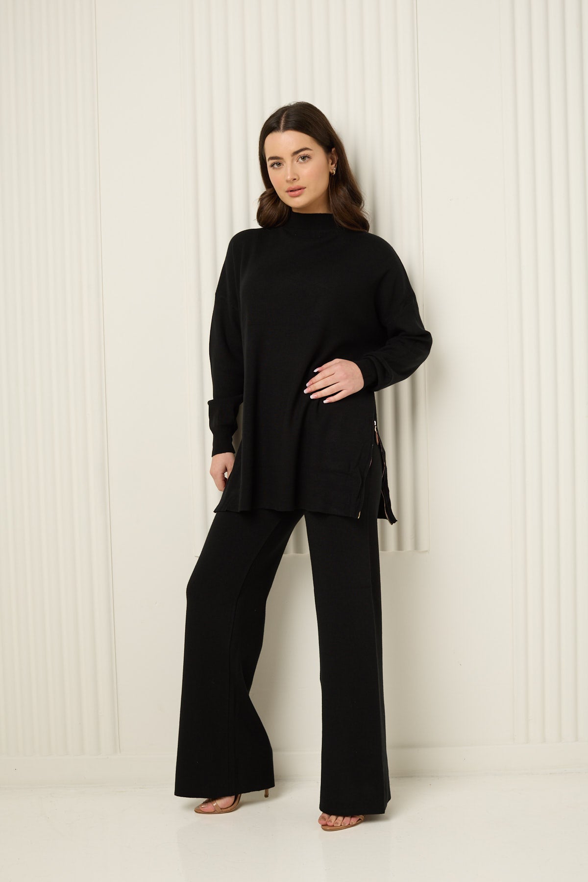 Side zip detailed co-ord in Black