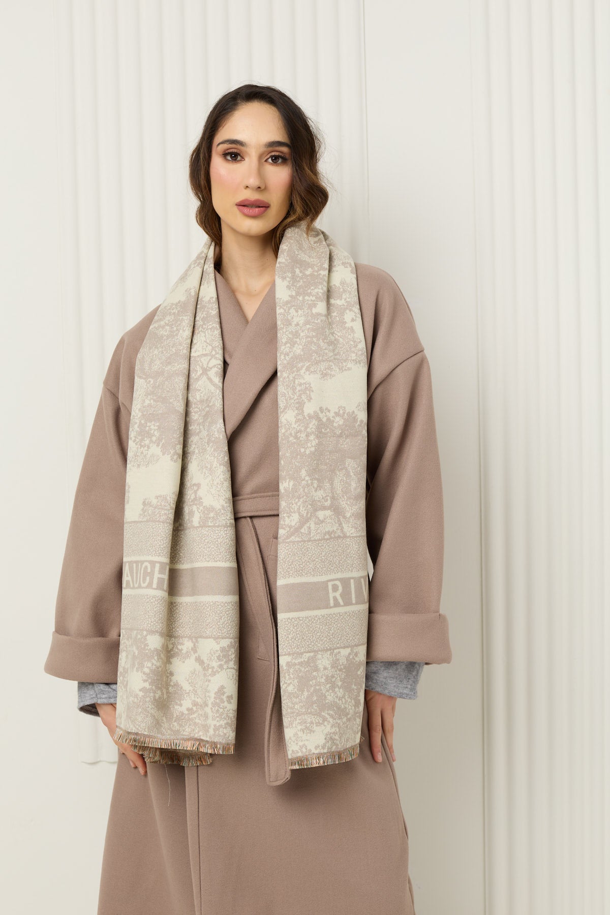 Forest printed scarf in Taupe