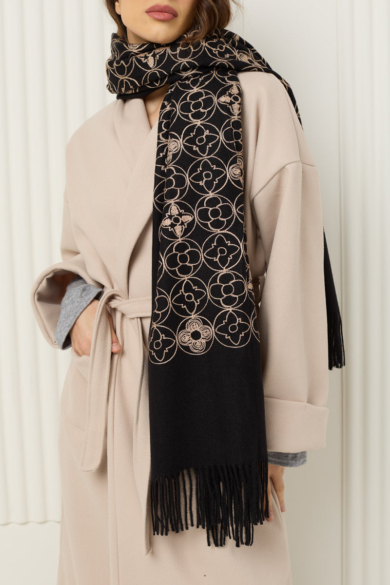 Flower embodied scarf in Black