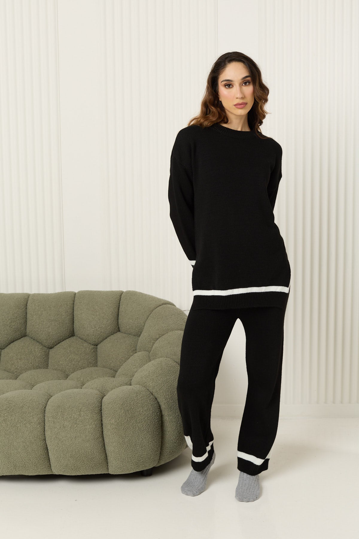 Line detail knitted co-ord in Black