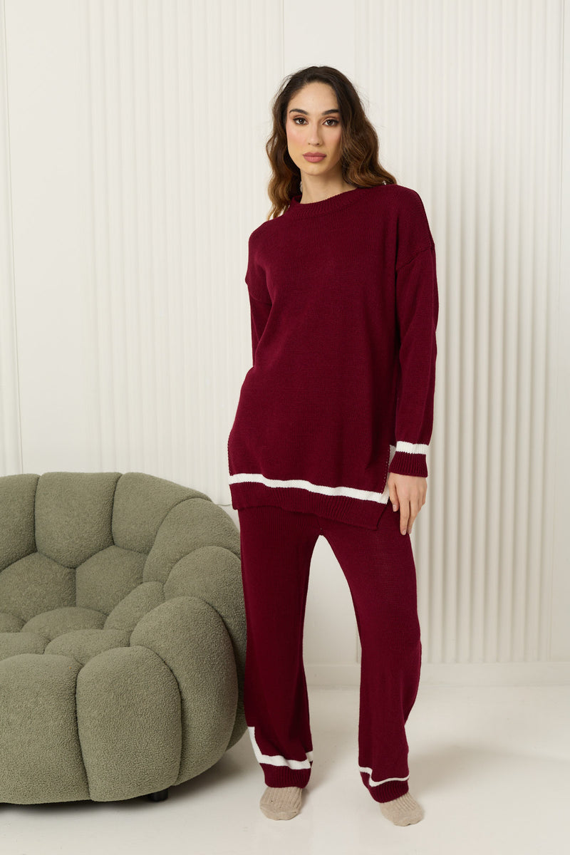 Line detail knitted co-ord in Wine