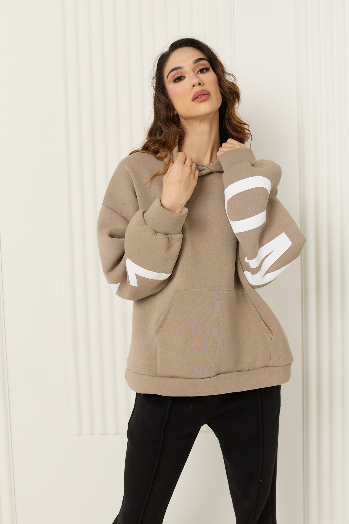 M I S S Y soft hoody in Taupe