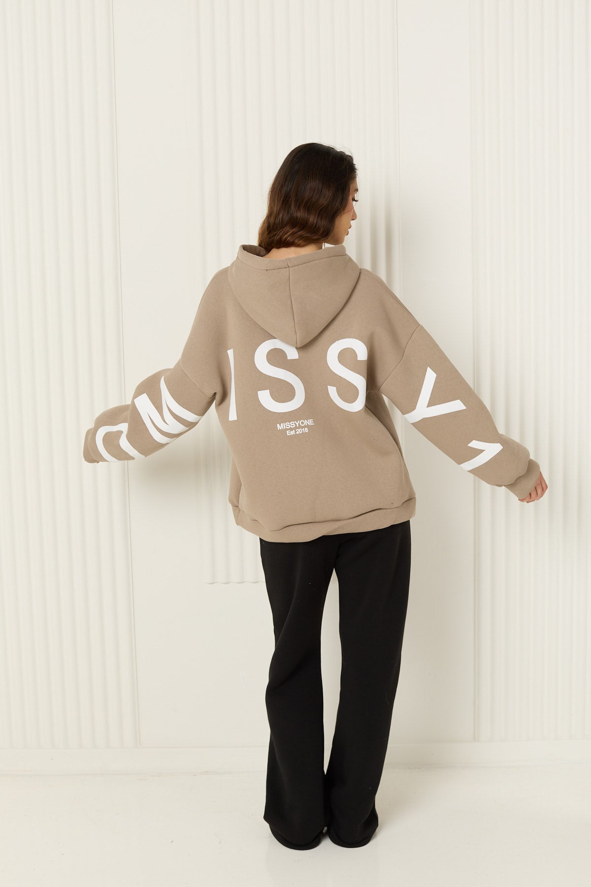 M I S S Y soft hoody in Taupe