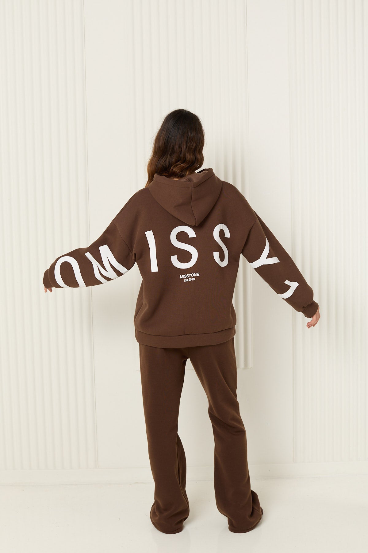 M I S S Y soft hoody in Choco