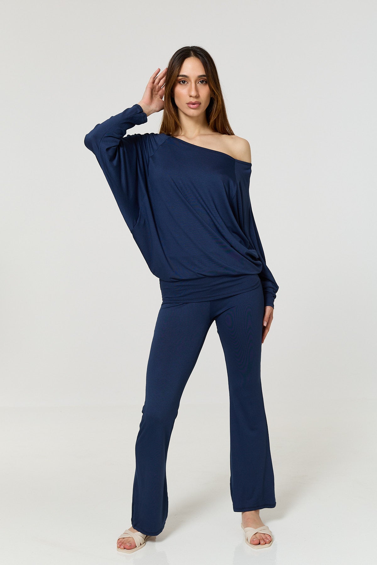 Batwing off the shoulder co-ord in Navy