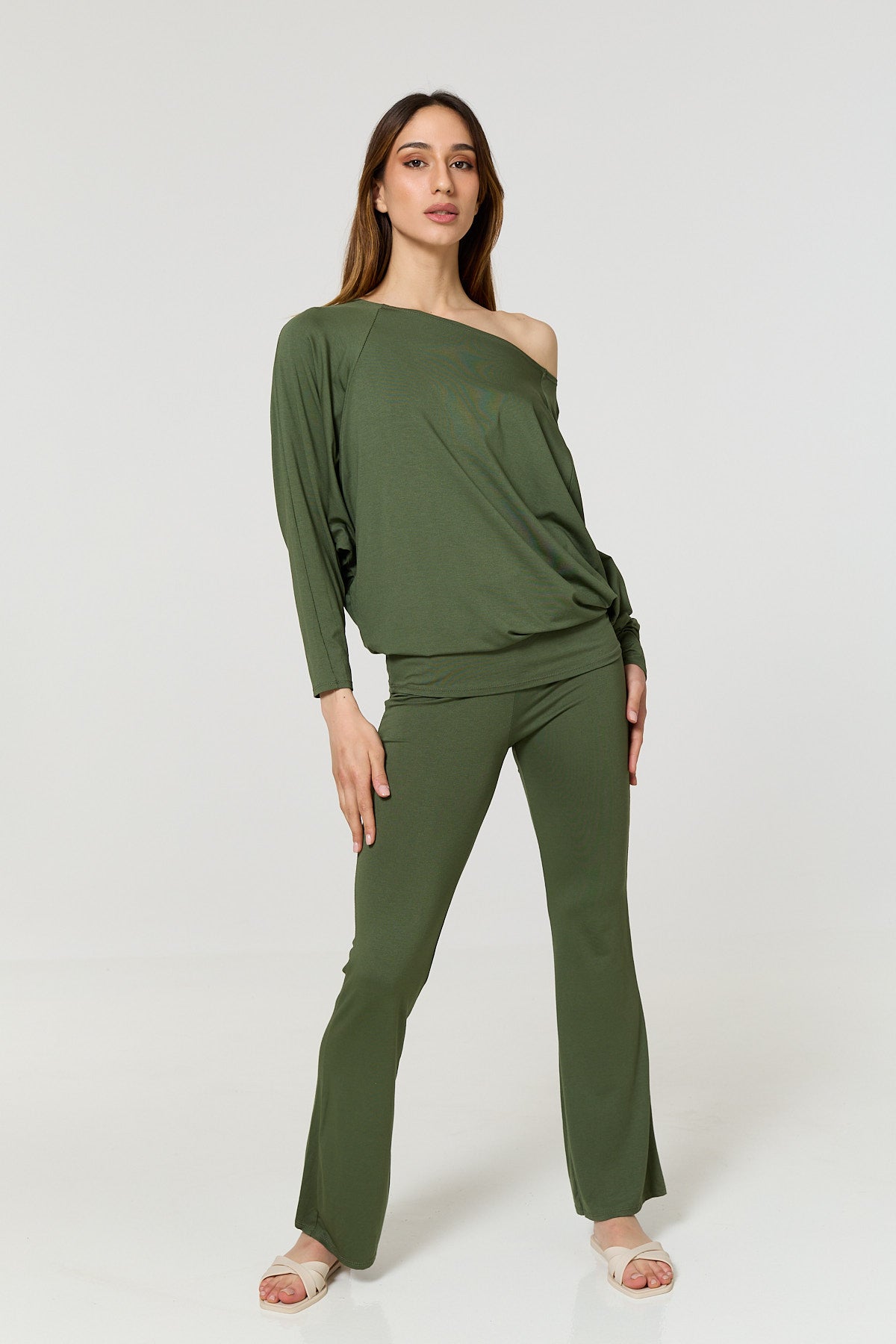 Batwing off the shoulder co-ord in Khaki