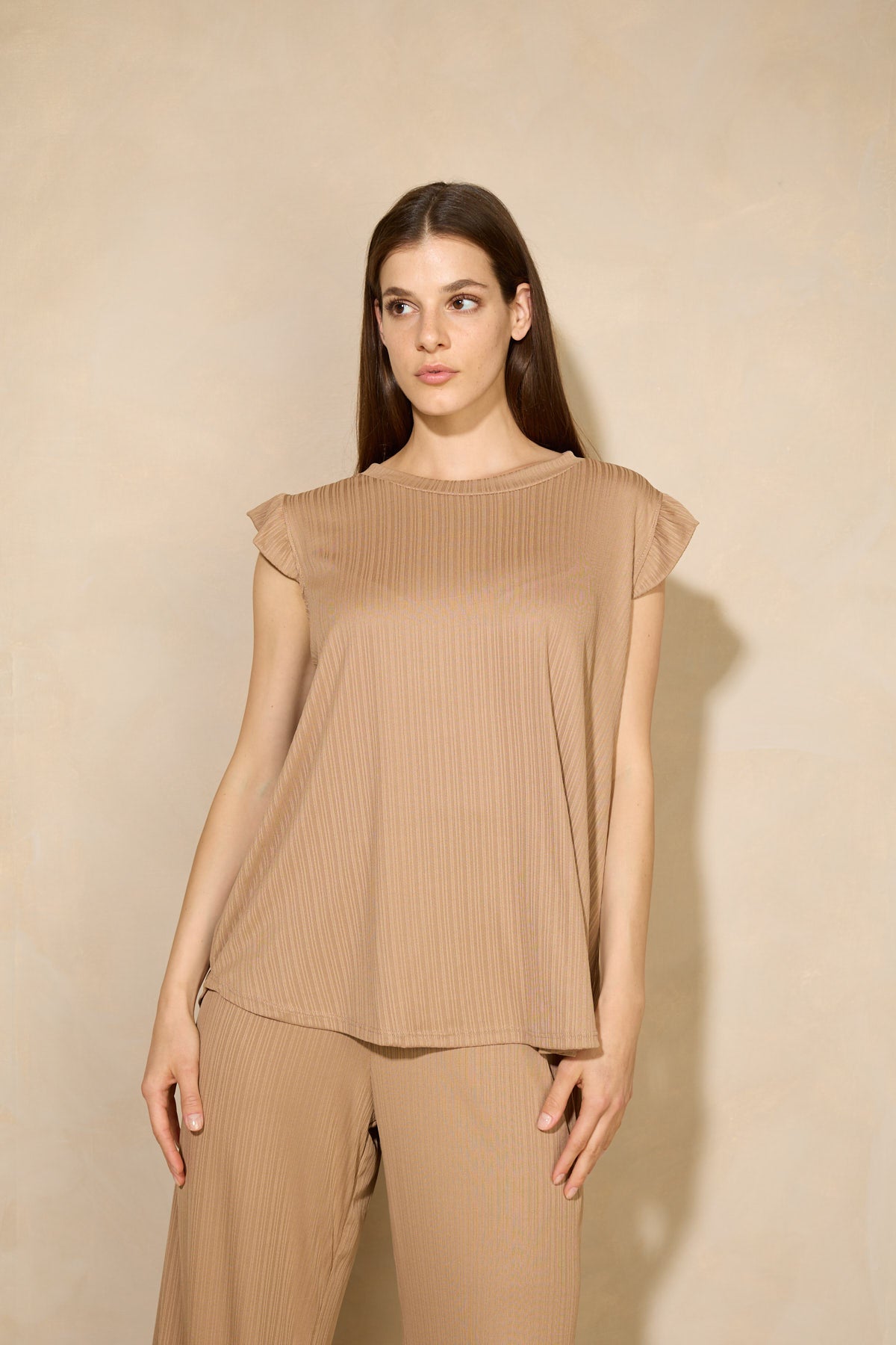 Frill shoulder ribbed co-ord in Camel