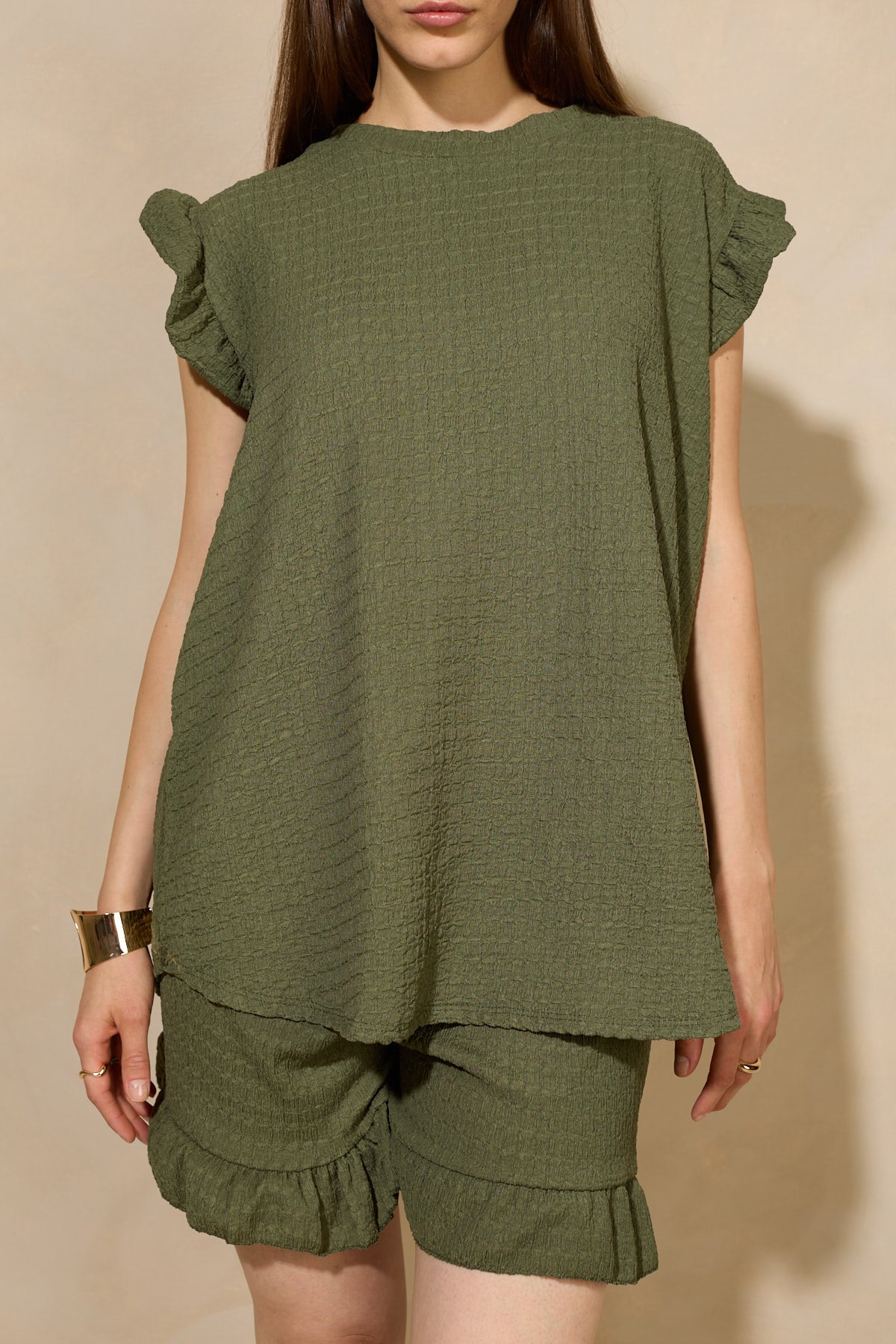 Frill shoulder textured short set in Green