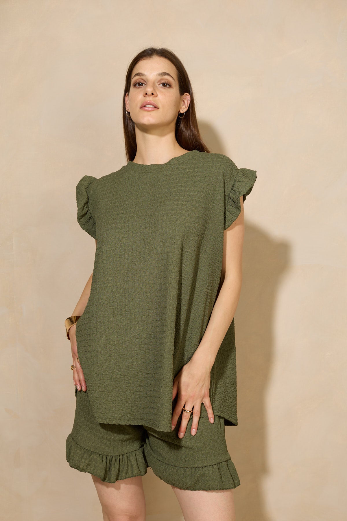 Frill shoulder textured short set in Green