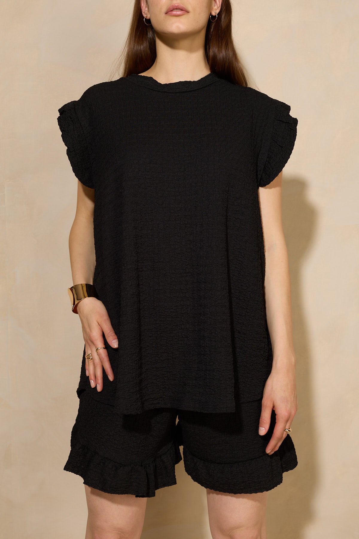 Frill shoulder textured short set in Black