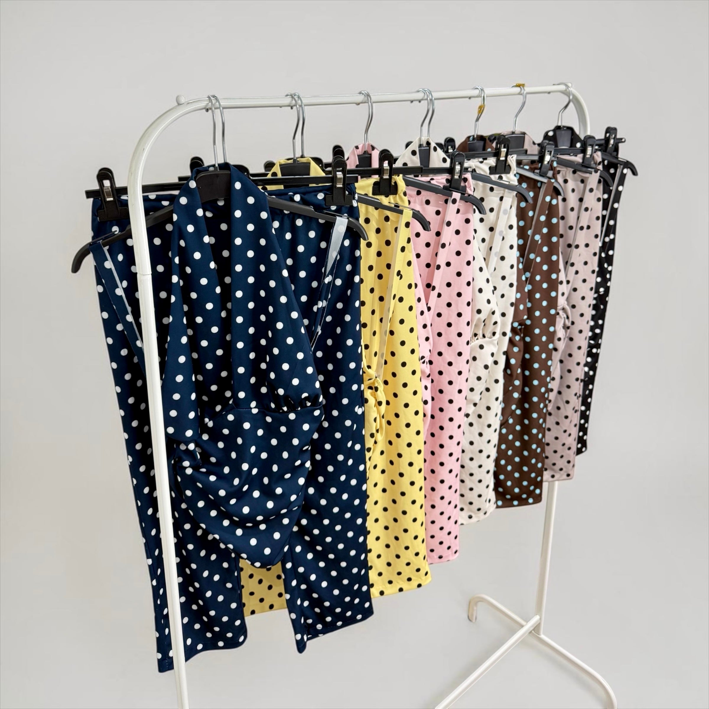 Polka Dot Halter neck Top & 3/4 Trouser Set